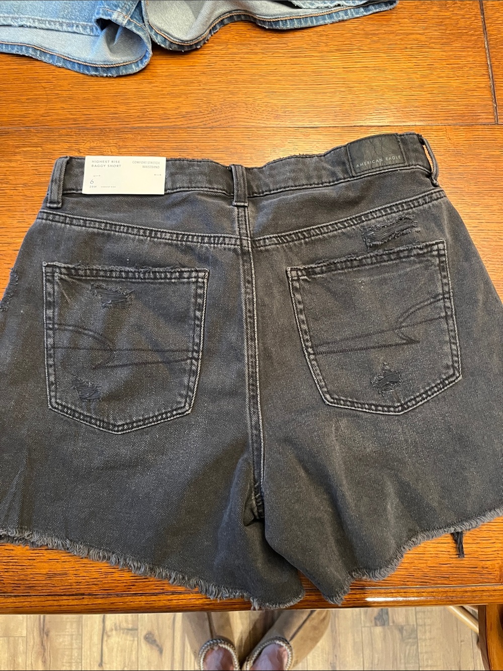 AMERICAN EAGLE Denim Shorts, size 6 - 2 pair - Picture 3 of 10